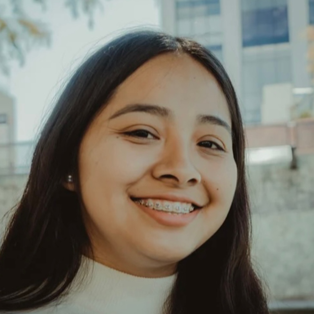 Meet your Posher, Tina